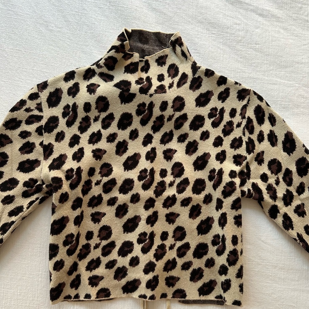 Open back knit Turtleneck